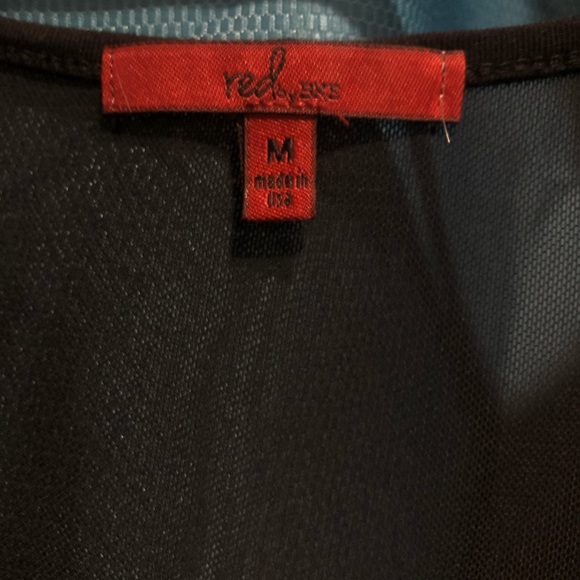 Mesh Cutout Top - Picture 3 of 6